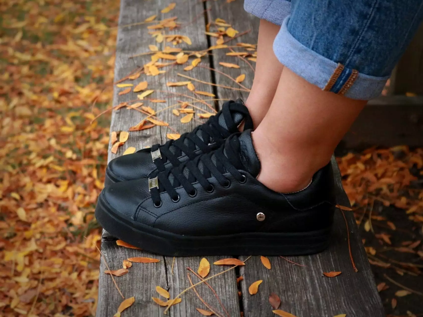 Black leather sneaker