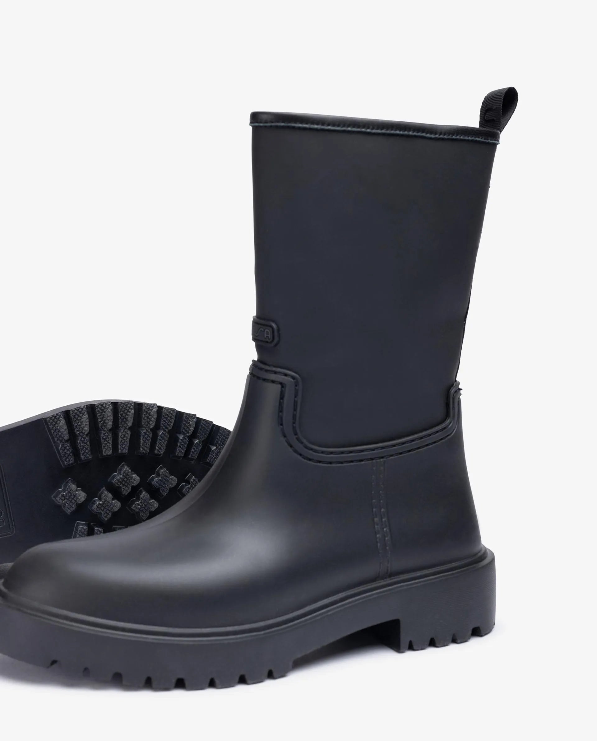 Black Rubber Boots for Sale - Top Quality, Durable & Waterproof