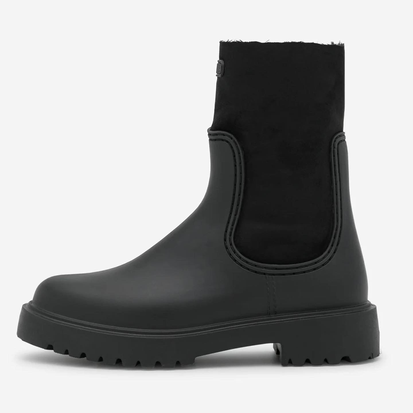 Black Rubber Boots