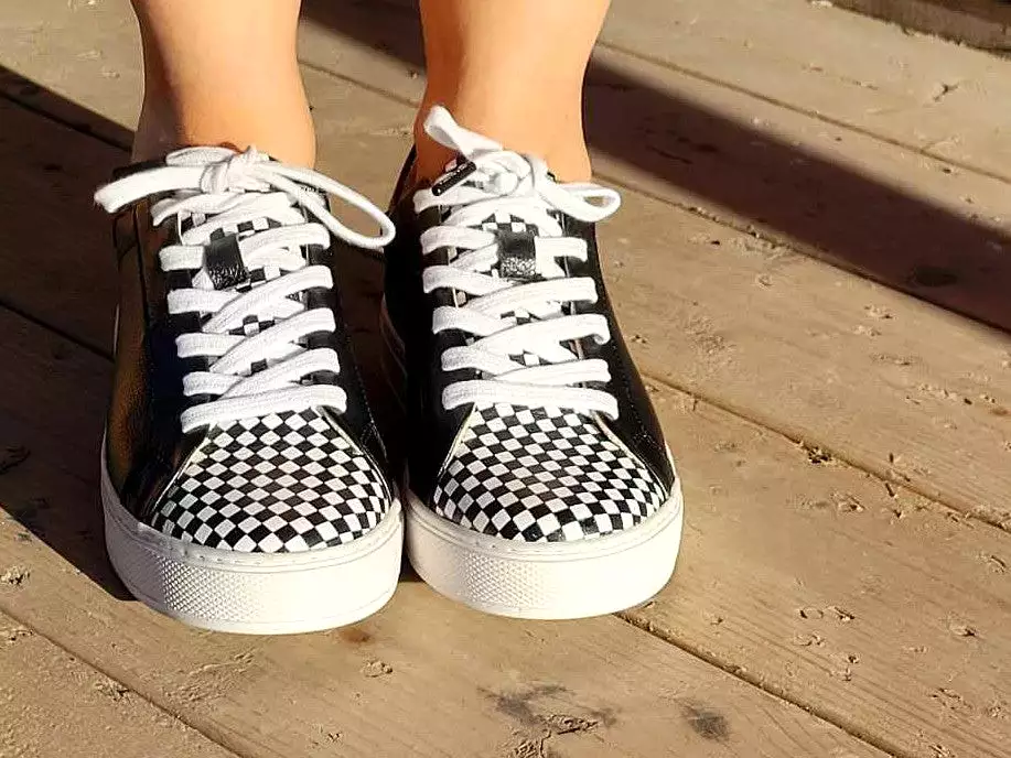 Leather Sneaker for Chess