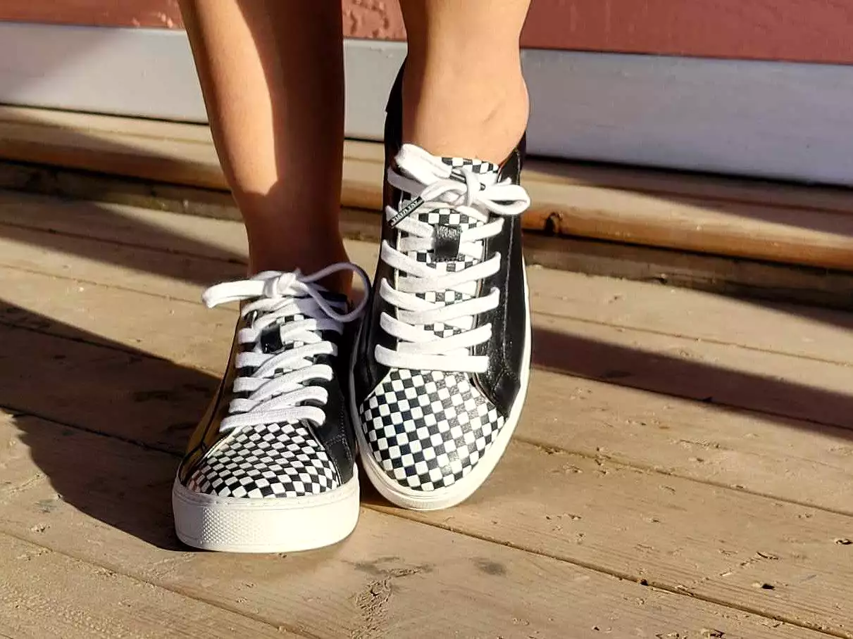 Leather Sneaker for Chess