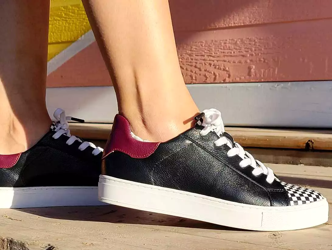 Leather Sneaker for Chess