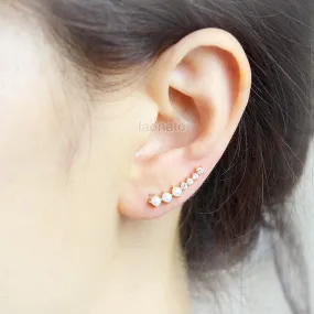 Little CZ and Imitation Pearls Ear Climber