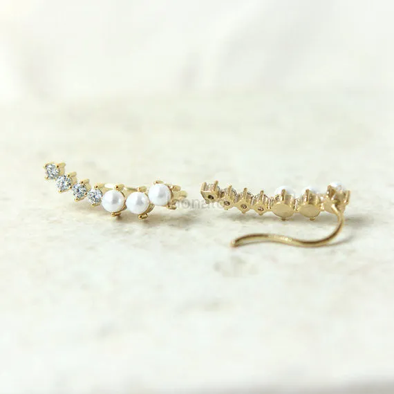 Little CZ and Imitation Pearls Ear Climber