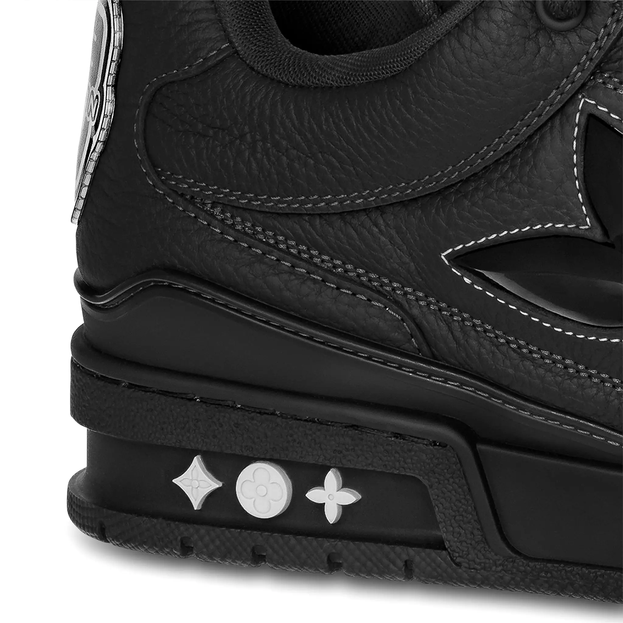 Louis Vuitton black skate sneakers, grained leather trainers