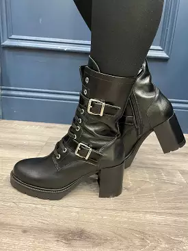 Marian Black High-Heeled Boot