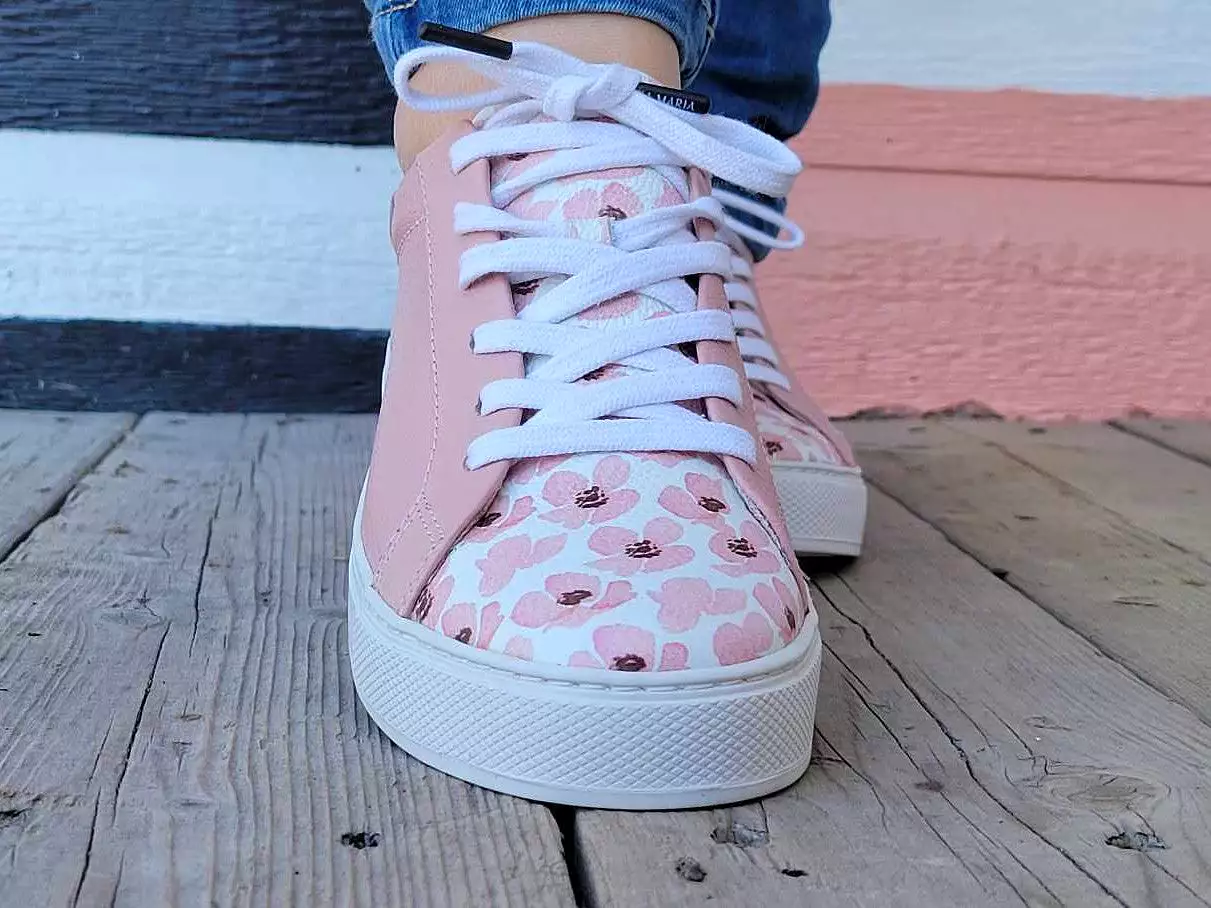 Rose Sneaker: Enhanced Visibility on Google Search Results