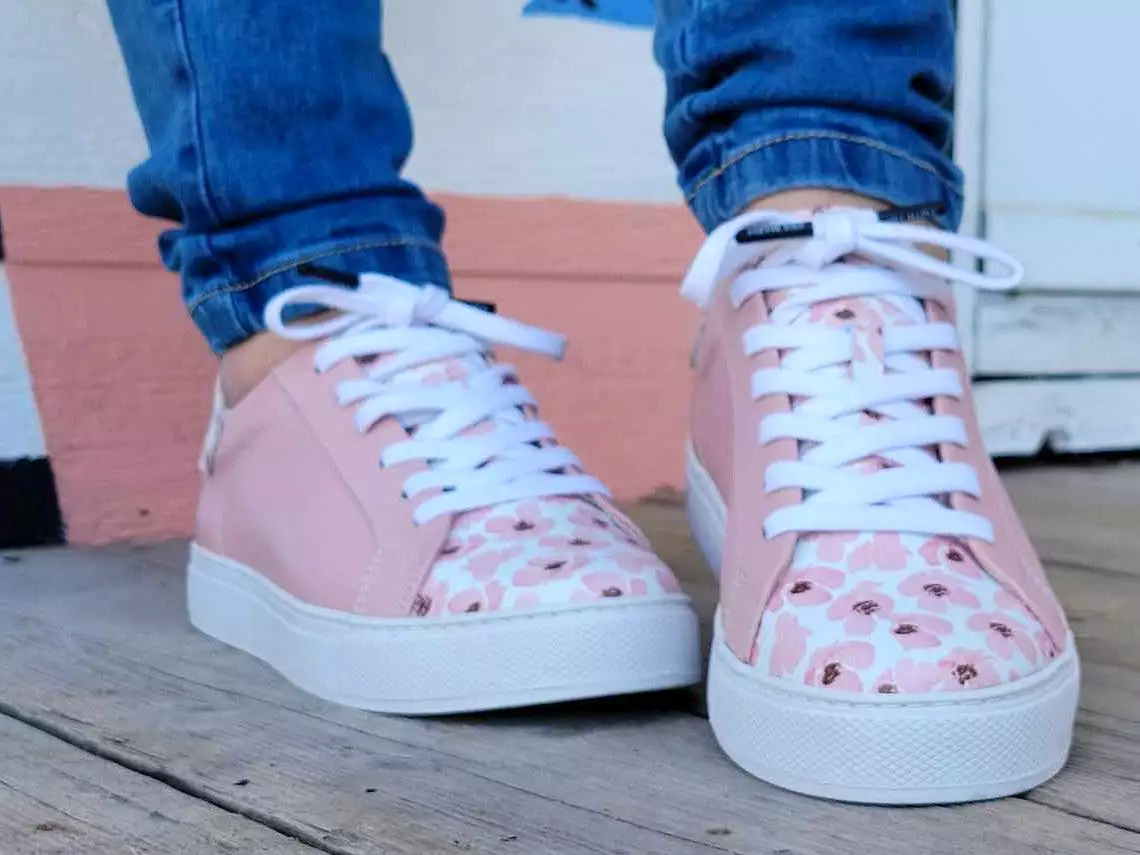 Rose Sneaker: Enhanced Visibility on Google Search Results