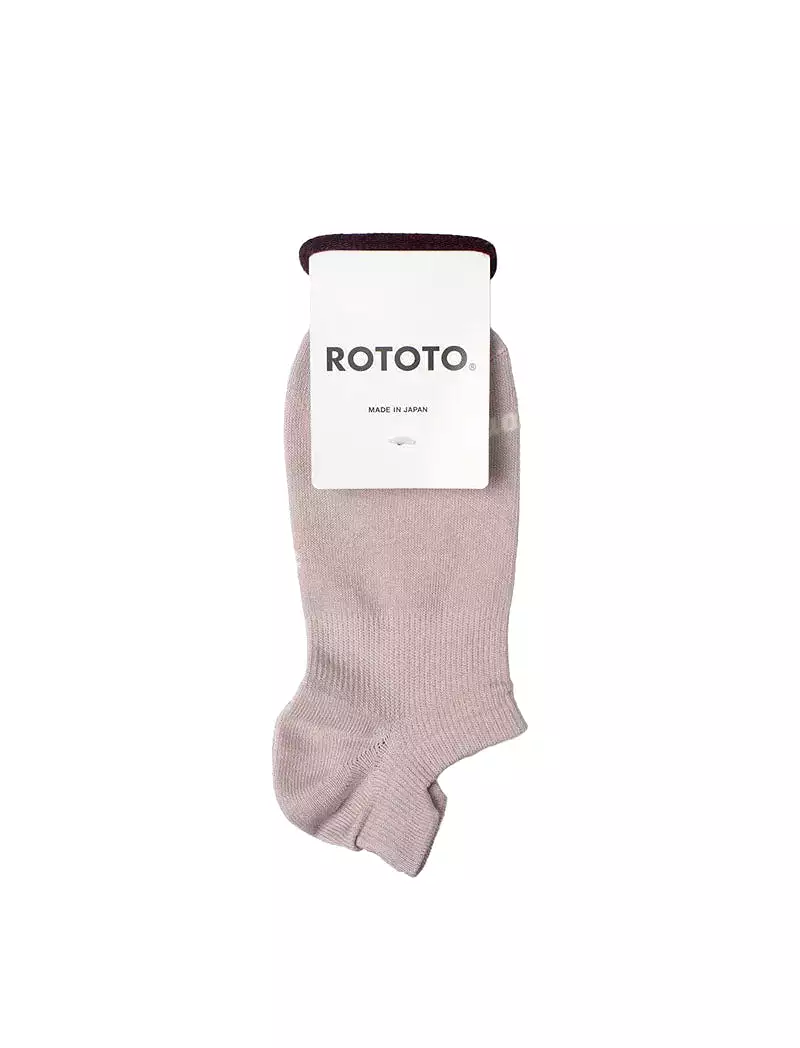 Rototo sneaker socks pink