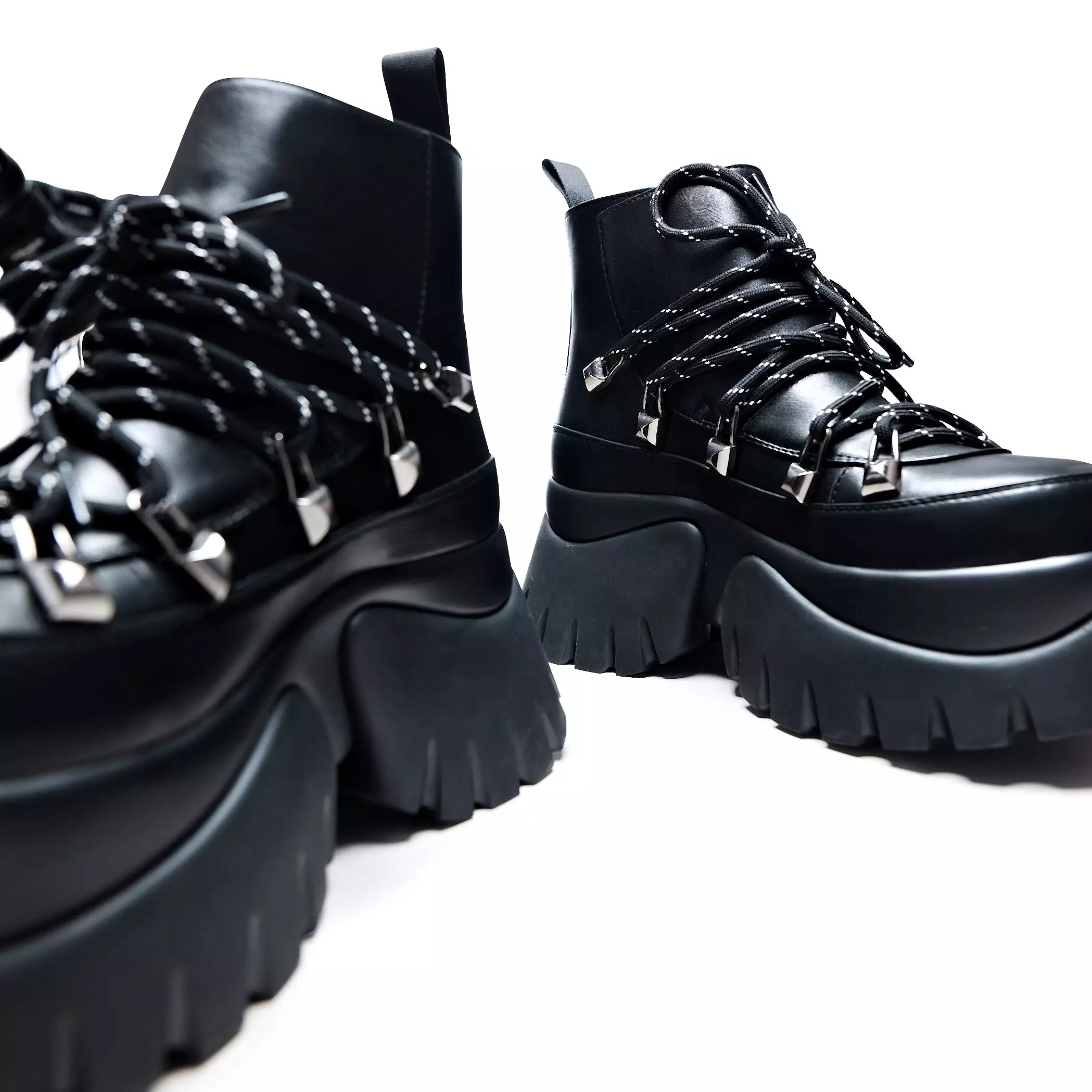 Sigmar Chunky Hiking Boots - Buy Now