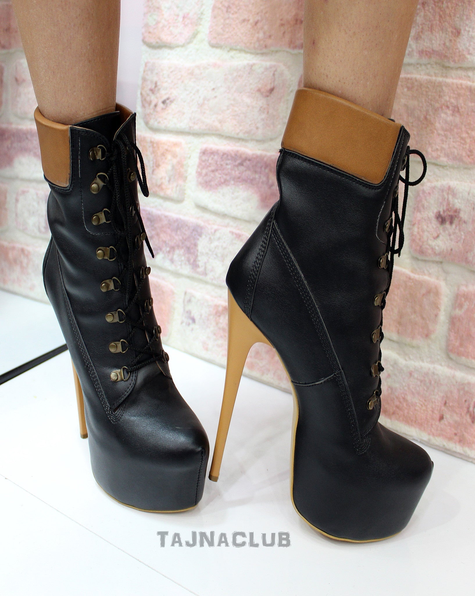 Timber Lace up Boots